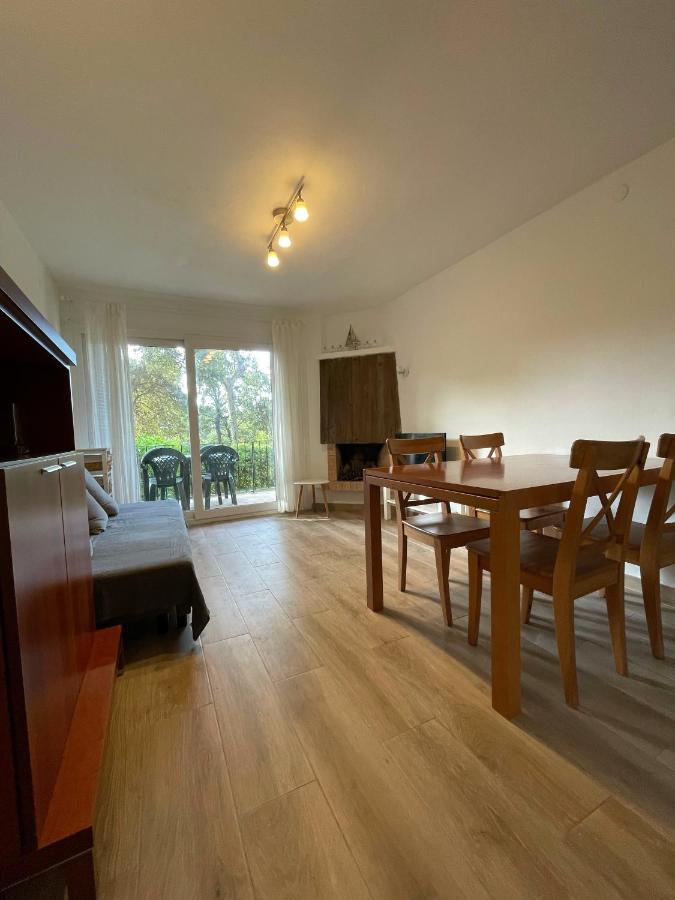 Calella Golfet Sobremar Apartment กาเลญา เด ปาลาฟรูเจล ภายนอก รูปภาพ