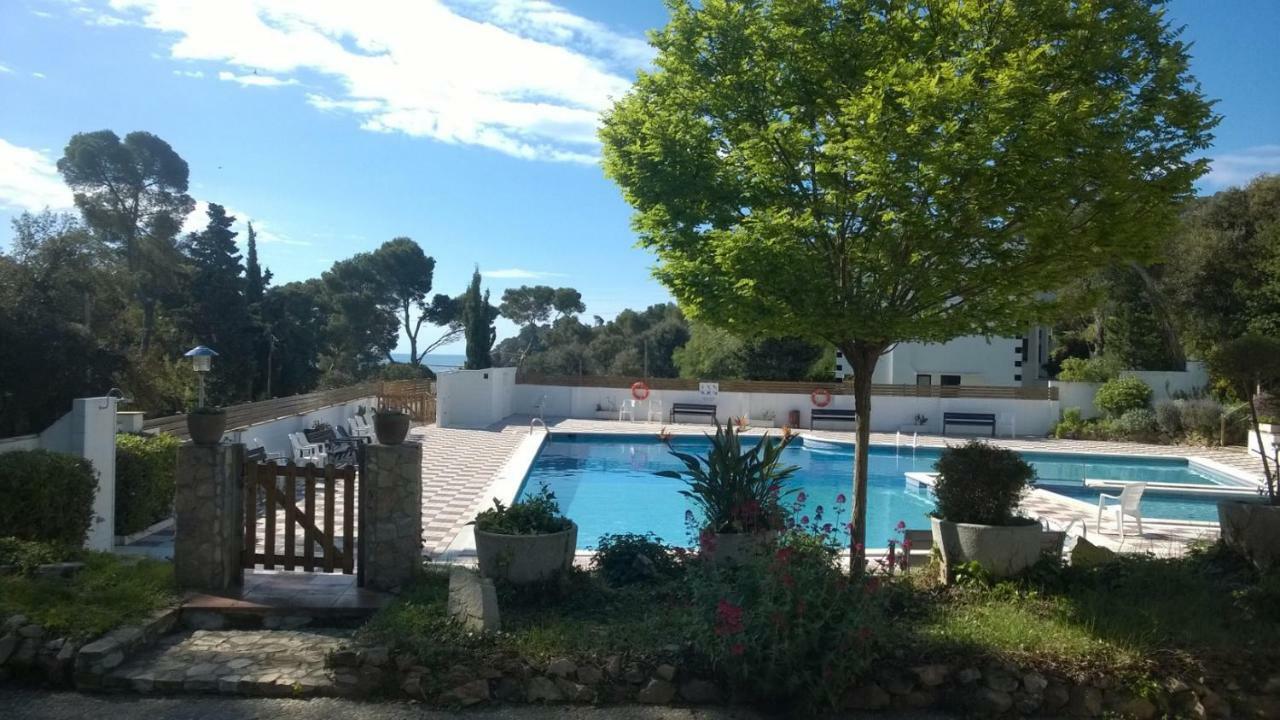 Calella Golfet Sobremar Apartment กาเลญา เด ปาลาฟรูเจล ภายนอก รูปภาพ