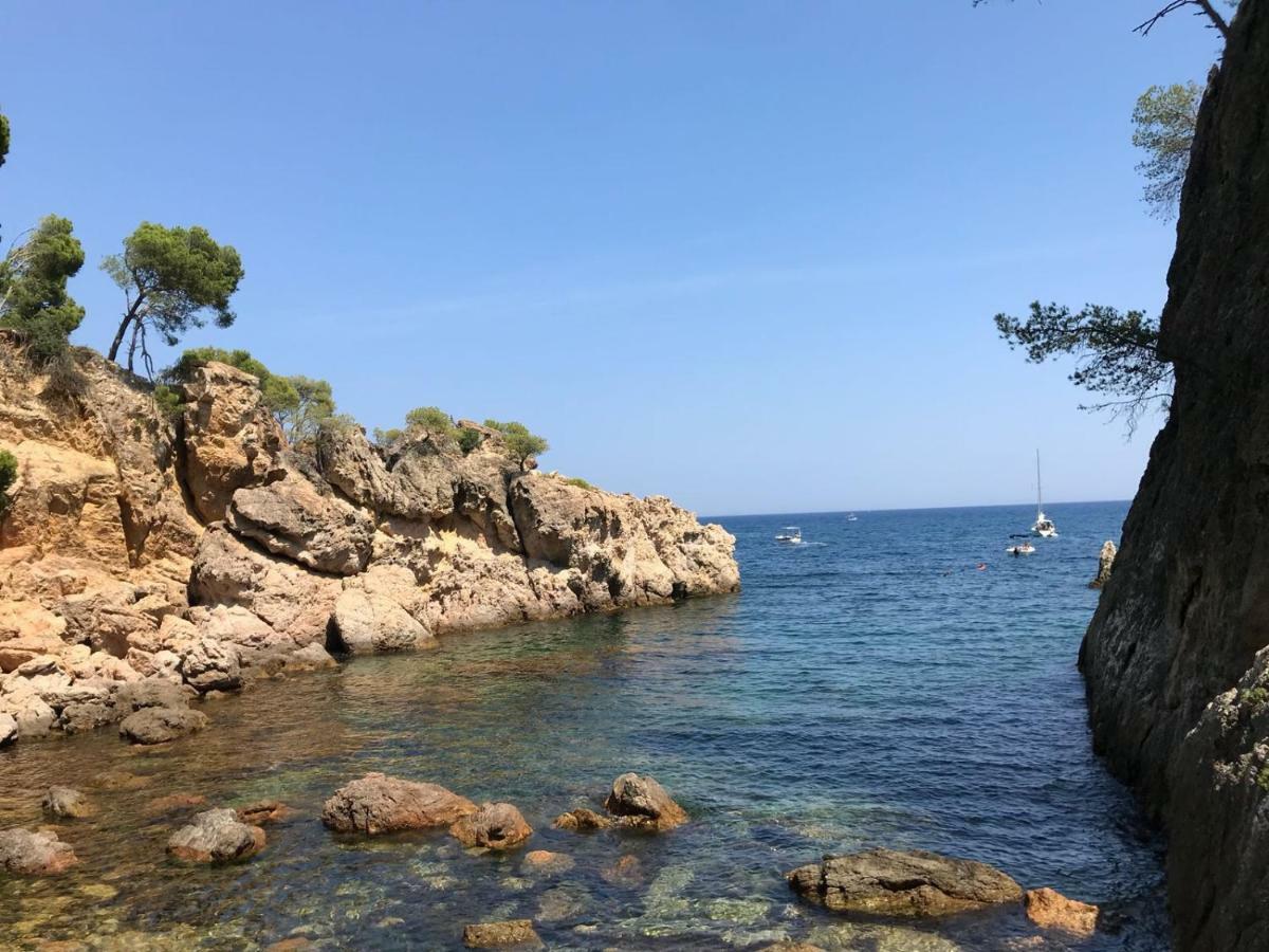 Calella Golfet Sobremar Apartment กาเลญา เด ปาลาฟรูเจล ภายนอก รูปภาพ